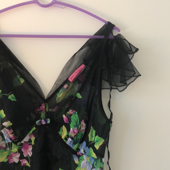 New Betsey Johnson sheer floral rosette ruffle cold shoulder flutter sleeve slip - Picture 4 of 11